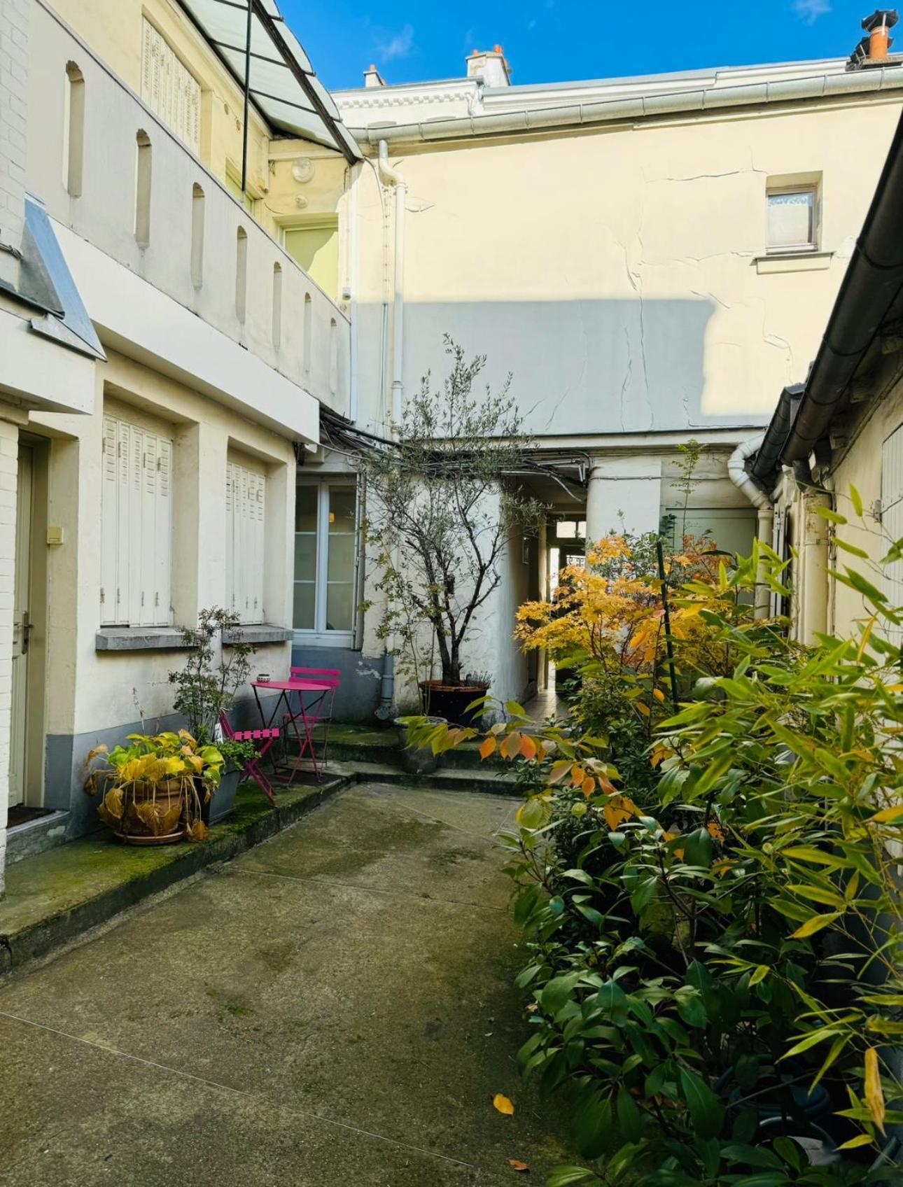 Montmartre Romantic, - * Parijs