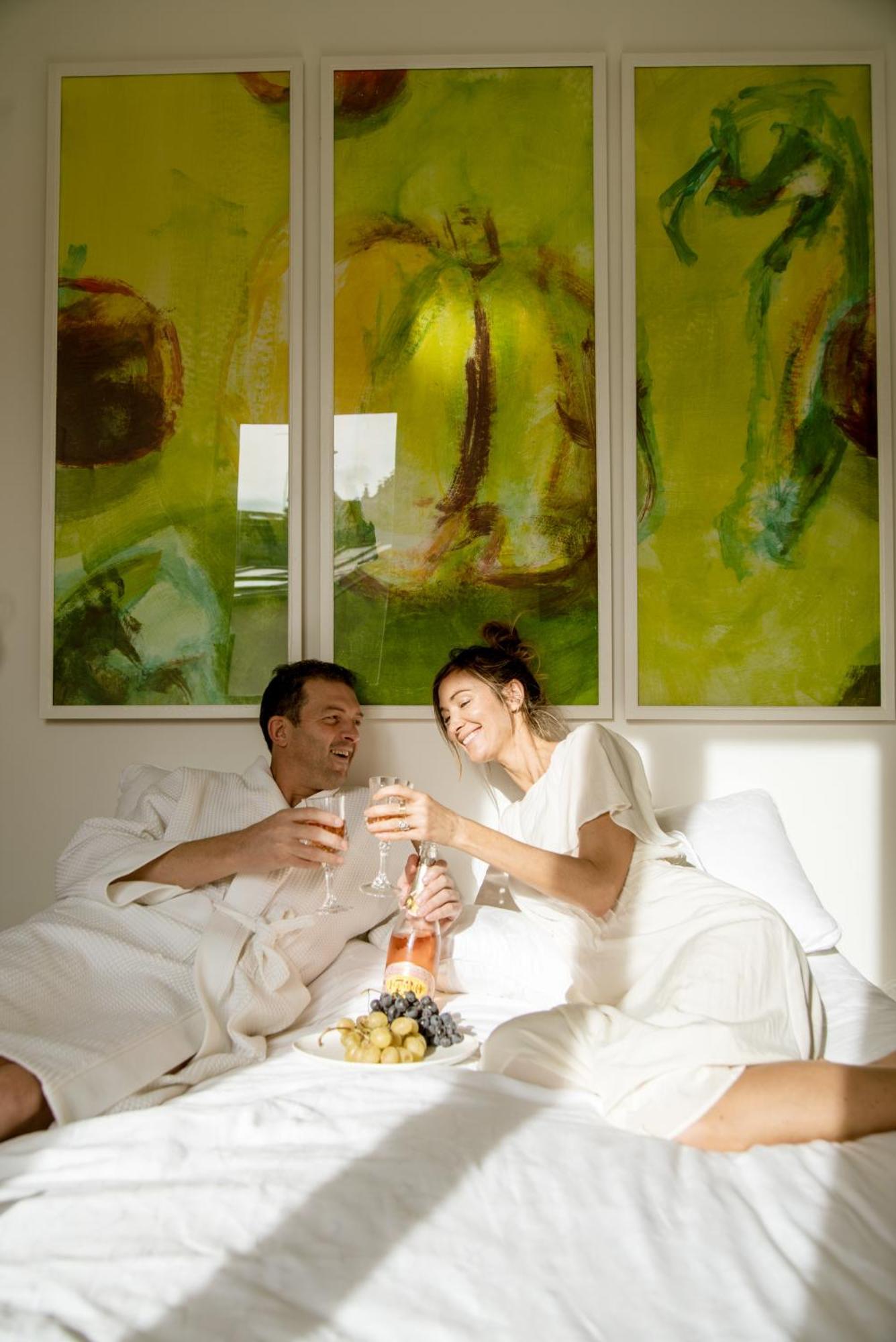 Bed & Breakfast Montmartre Romantic, - Parijs